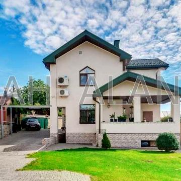 Без комісії. Продається будинок 250 м2 у Києві