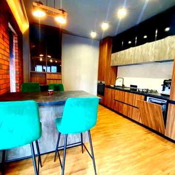 Продаж Будинку 100 м² - 6.7 Сотки Ділянка | Без Комісії | Центр Віти Поштової