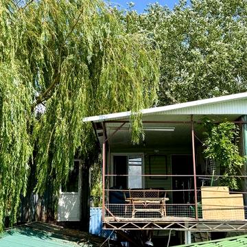 Продам причал на базе стоянке лодок и катеров в с. Маяки Одесская обл.Река Днестр.