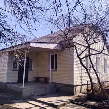 Терміново продається будинок в центрі с. Дмитрівка Ніжинського району