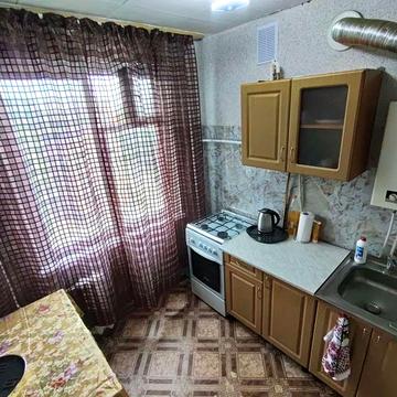 Продається однокімнатна квартира на масиві