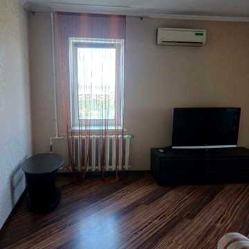 Продам 1 к. квартиру Добровольского