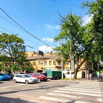 Продажа 3-комнатной квартире в центре недалеко от парка Шевченко и моря. Программы