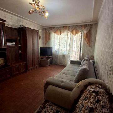 Продам  затишну  1-но кімнатну квартиру (чешка) з покращеним  плануванням  !