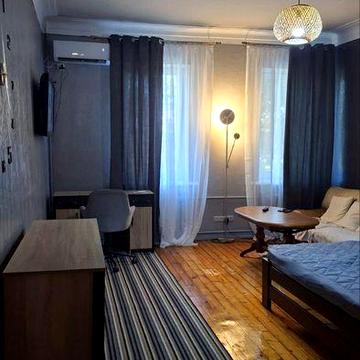 Оренда 2-кімнатної квартири з ремонтом, Металургів
