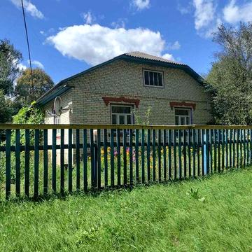 Продаж будинку в мальовничому місці