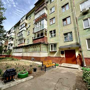 Продам 2-кімнатну квартиру в районі Круга