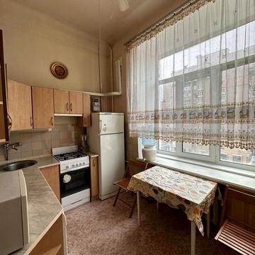 Антоновича вул. (Горького), 93