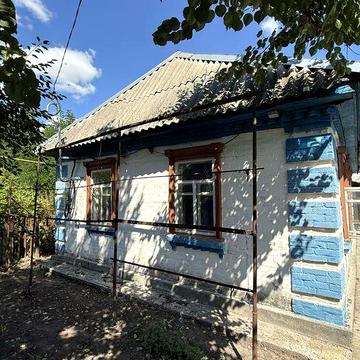 Продам цегляний, газифікований будинок зі всіма зручностями (вул. Анатолія Перепаді)