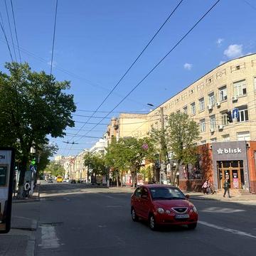 1 кімнатна НЕ кутова квартира з Автономкою!ЦЕНТР!Можно і єВідновлення!