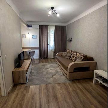 Сдам  квартиру на Клушина  ( фонтан )