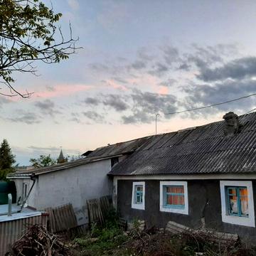 Продається частина будинку в межах міста