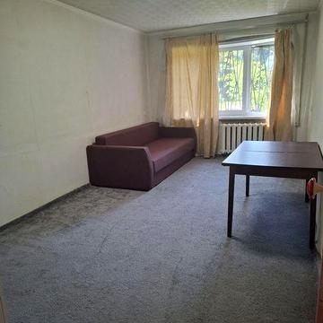 Срочно! Продам 2х комнатную квартиру  ОП 50м2 р-н Титова (вул.Незалежності)