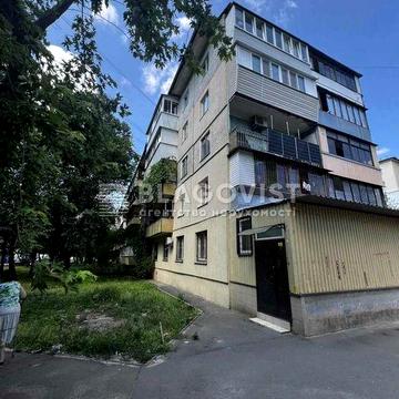 Продам двокімнатну квартиру по вулиці Зодчих 50А,місто Київ,47 кв.м.,під ремонт