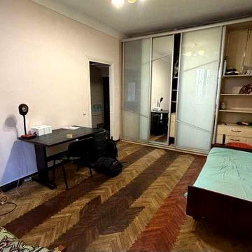 Здаю простору однокімнатну квартиру, Татарська 2Д. Метро "Лукянівська" 7 хвилин.