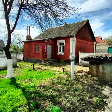 Продаж житлового будинку з великою прибудинковою територією