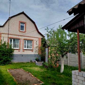 Продаж будинку в центрі смт Ріпки