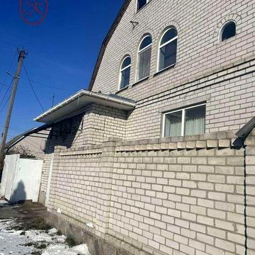 Продам будинок р-н Крюків ,  можна Є відновлення.