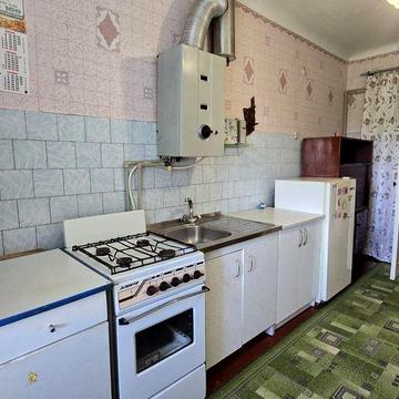 Продаж 2к , АЕО, 3/3, закритий двір, тихий центр