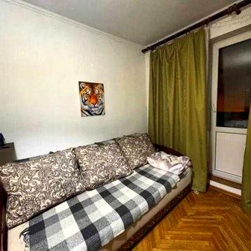 Продам однокомнатную квартиру пр-т Петра Григоренко.