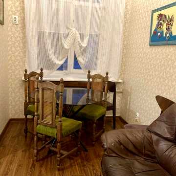 Центр Лютеранская Власник