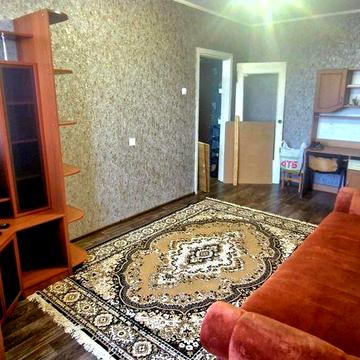 Полтава. 1кім кв. 9 / 10 поверхівки Левада. 12000