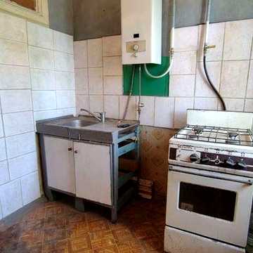 продам 1-комнатную пр.т Богдана Хмельницкого