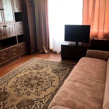 Здам квартиру Героїв Крут