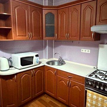 Сдам квартиру біля метро