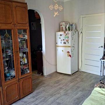 Продам двокімнатну квартиру