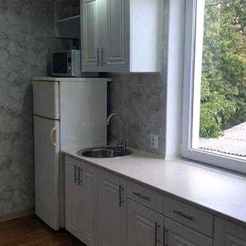 Продам 1к кв на Гордиенковской , метро Левада