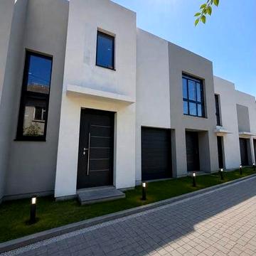 Продаж котеджу 111м з гаражем у Львові /Власна земельна ділянка
