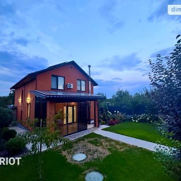Продаж 4к Дім Незалежності вулиця