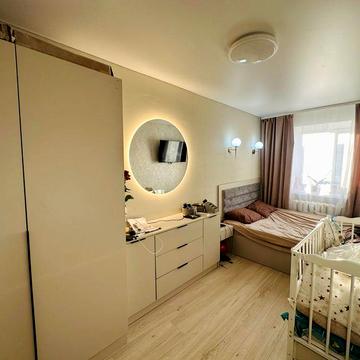 Продам 3-х кімнатну квартиру, центр, провулок Тихий