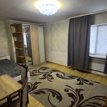 Продаж 1 кімнатна квартира 1 К біля заводу Богдан 28 м² | 1 поверх | Паркомісце Квартира 1 кімнатна Луцьк 1 поверх в 3 поверховому жб Власник! ЖК будинковий комітет