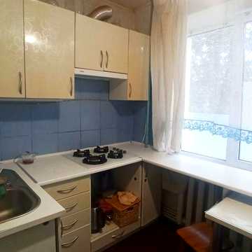 Продам 3-к. квартиру в центре с газовым автономным отоплением