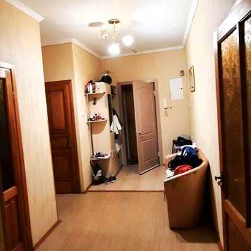 Продам 2к. на Робочій ,цегляний будинок, 3й поверх, кухня 11,8 м. Торг. NS