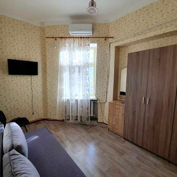 Центр Продам квартиру  на Прохоровской