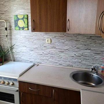 Бровари 1 кім.квартиру продам .