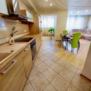Сдаю СВОЮ 2К СТУДИЮ 86м.кв. Тополь,1