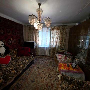продаж 2кім квартири у центрі