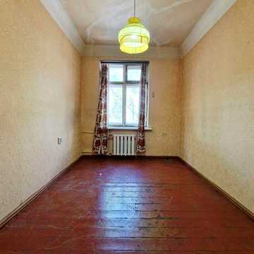 Продаж 2 кімнатної квартири в центрі міста! Дзержинка!
