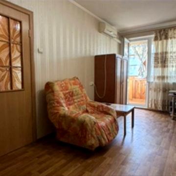 Сдам 2х к кв . Роганский жилмассив