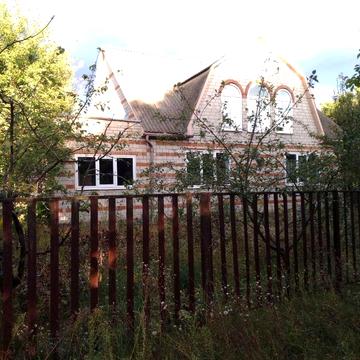 Продам 2 поверховий будинок