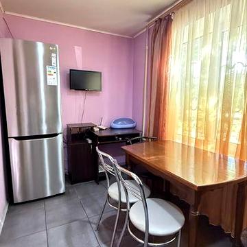 Продам 2-комн. квартиру на Кичкасе, ул. Компрессорная