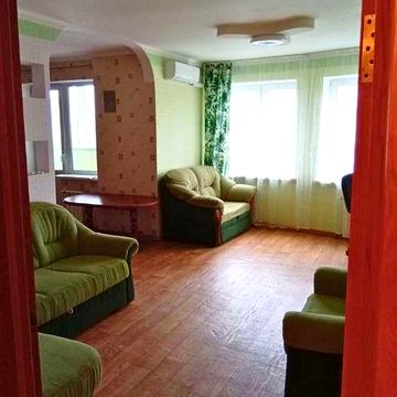 БЕЗ КОМІСІЇ! Довгострокова оренда великої 2-кімнатної квартира (70 м²) біля Голосіївського парку | м. Деміївська
