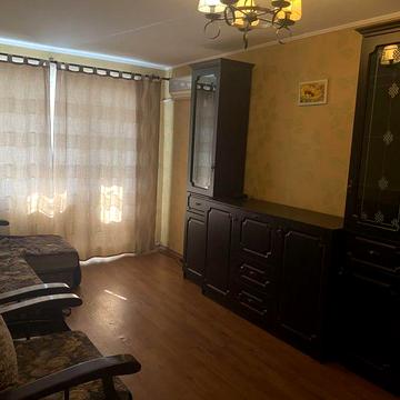 Сдаю 2к/кв пр.Боглявленский (,,Универсам,,) 7/9 , мебель,техника,8000