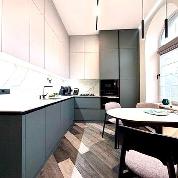 Продаж 2-кімнатної квартири з дизайнерським ремонтом, вул. Бандери, Стрий