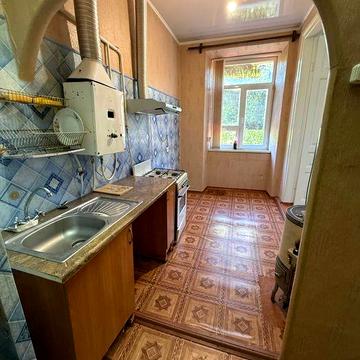 2 к/к  сталінка у центрі міста 21000 у.е