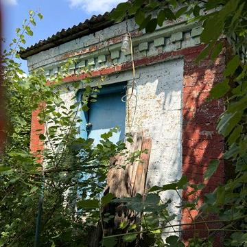 Продам частину будинку  24 м.кв, 8 сотих землі